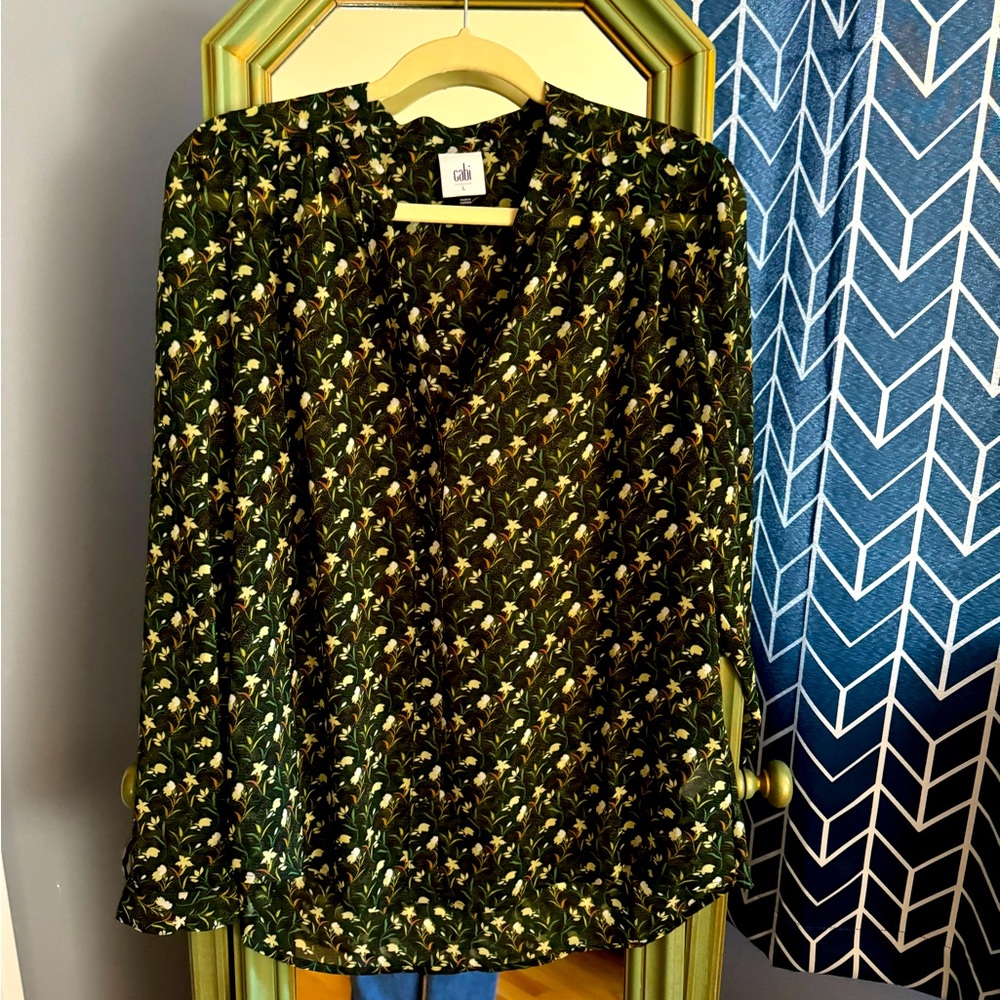 Cabi green garden blouse - size Large